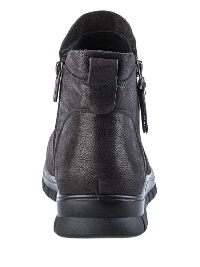 AC024-011 Ботинки